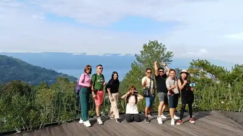 tour danau toba