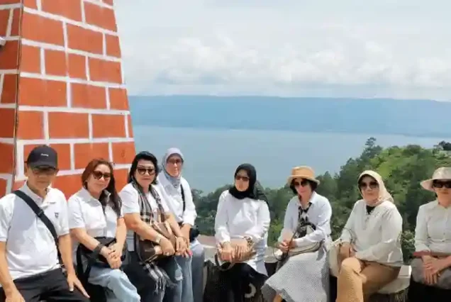 Tour Danau Toba 3 Hari 2 Malam Explore Samosir & Medan