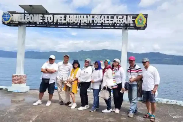 Tour Danau Toba, Samosir, Medan & Taman Simalem 5H4M