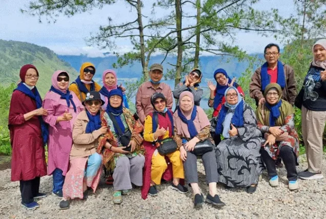 tour danau toba