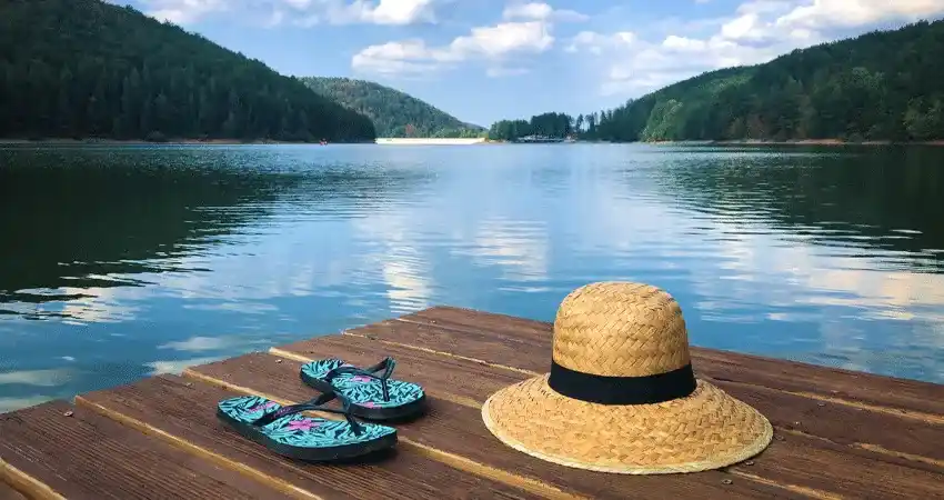 10 Tips Liburan ke Danau Toba Tanpa Ribet